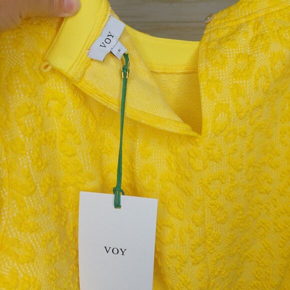 Voy Women's Yellow Bubble Sleeve Cheetah Textured Top Size Small NWT - Picture 4 of 10